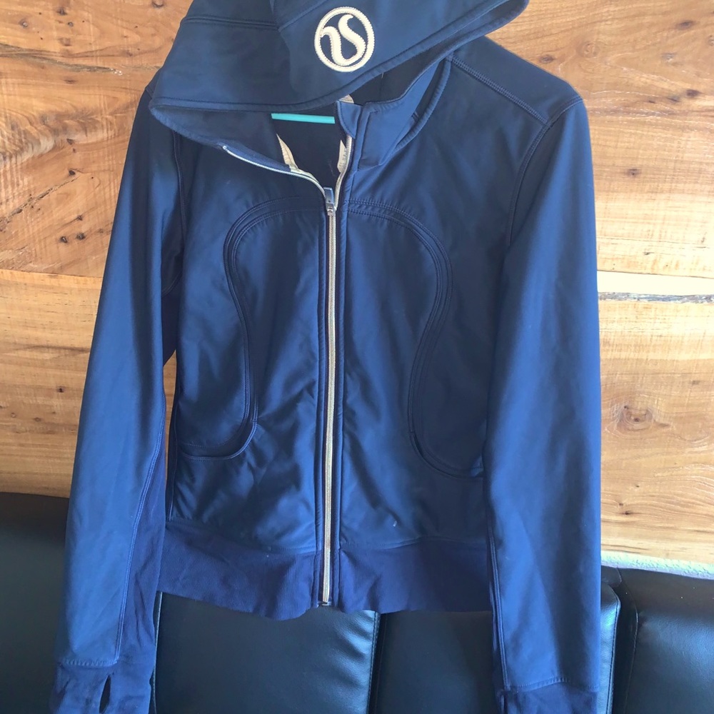 Navy Lululemon jacket, like new
